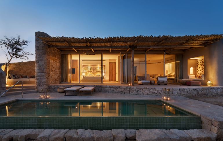 SIX SENSES.JPG5